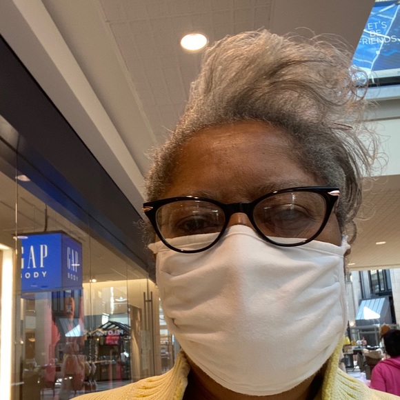 Meet your Posher, - Picture 2 of 3